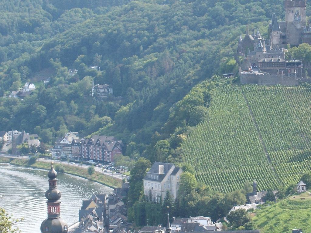 Ferienwohnung Lastro Cochem Exterior photo